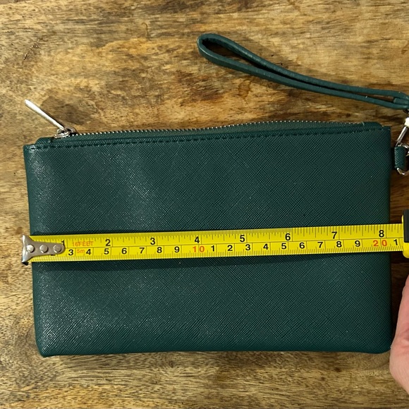 Teal Wristlet - Picture 3 of 4